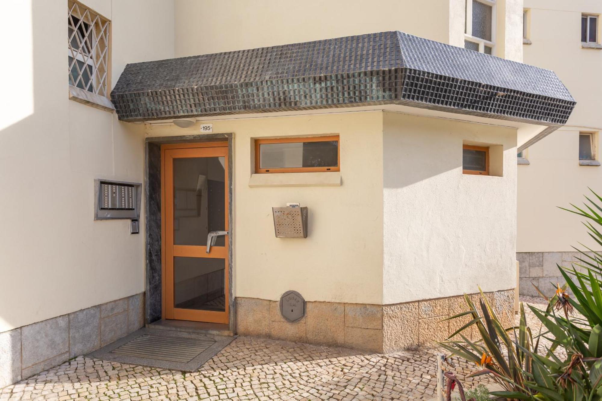 Beguest Duplex Betty Cascais Apartment Luaran gambar